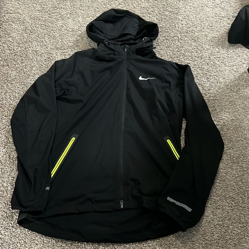 Nike Running Shield Light Jacket